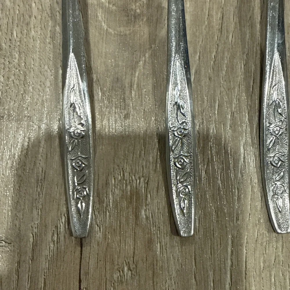 Ekco Rose Cotillion Stainless Flatware Oval Place Spoons 6 pcs  Taiwan
